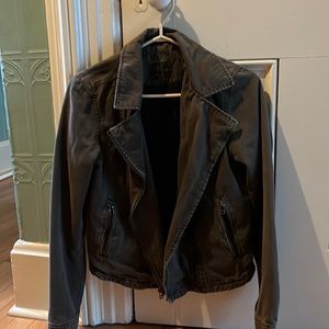 Women’s dark green bomber jacket